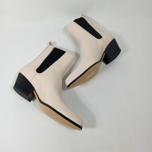 MICHAEL Michael Kors Kinlee Cream Ivory Color Leather Ankle Boot Womens Size 7 M